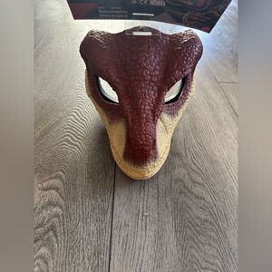 Jurassic world Reptile Velociraptor Mask - Red and Tan